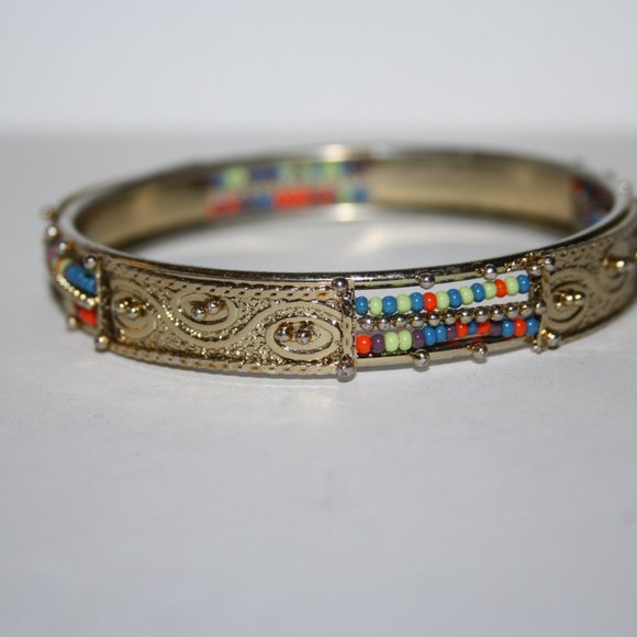 Beautiful gold bangle bracelet with colorful beads 7" - Picture 3 of 4
